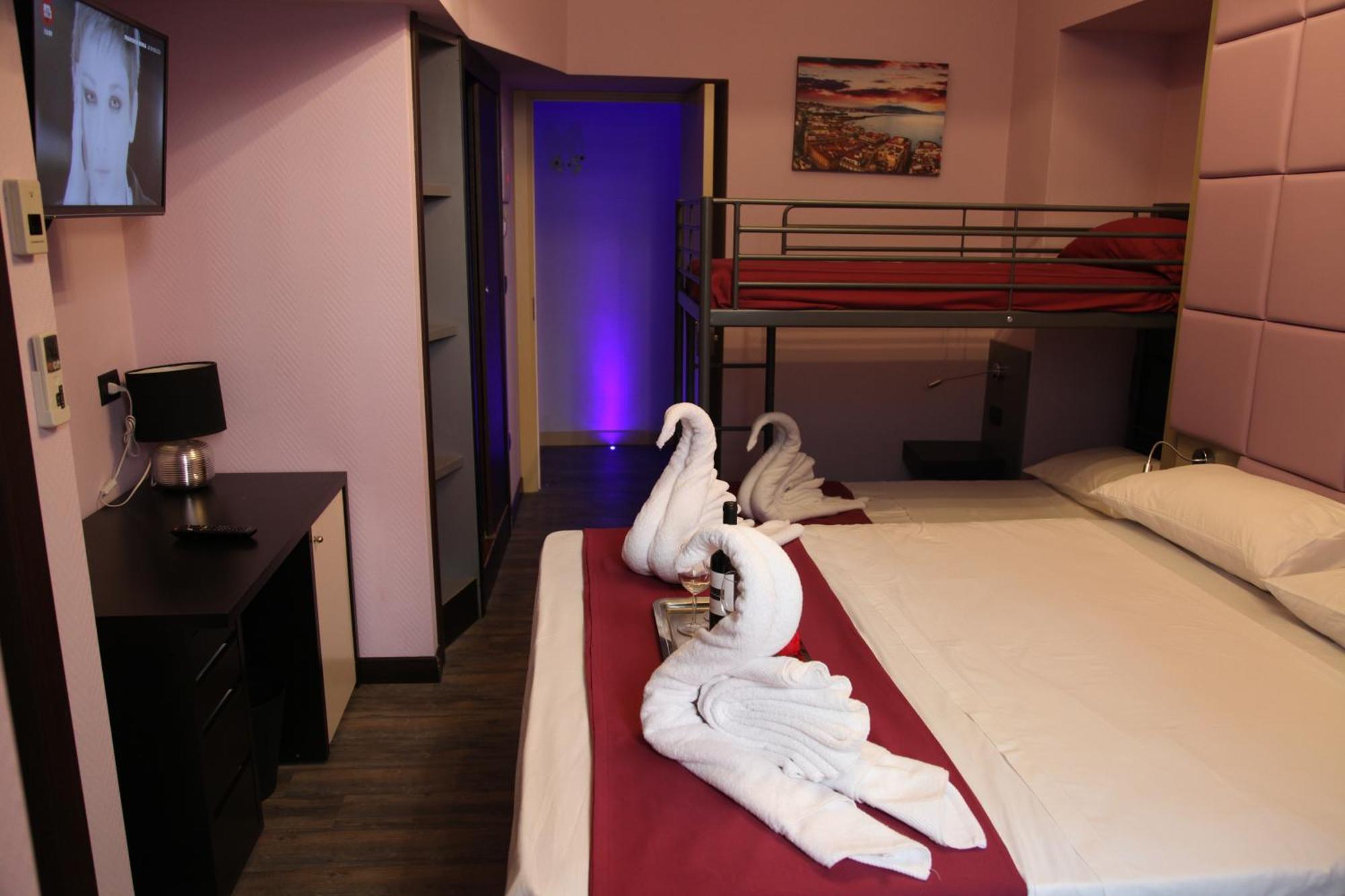 Dolce Vita Rooms Naples Luaran gambar